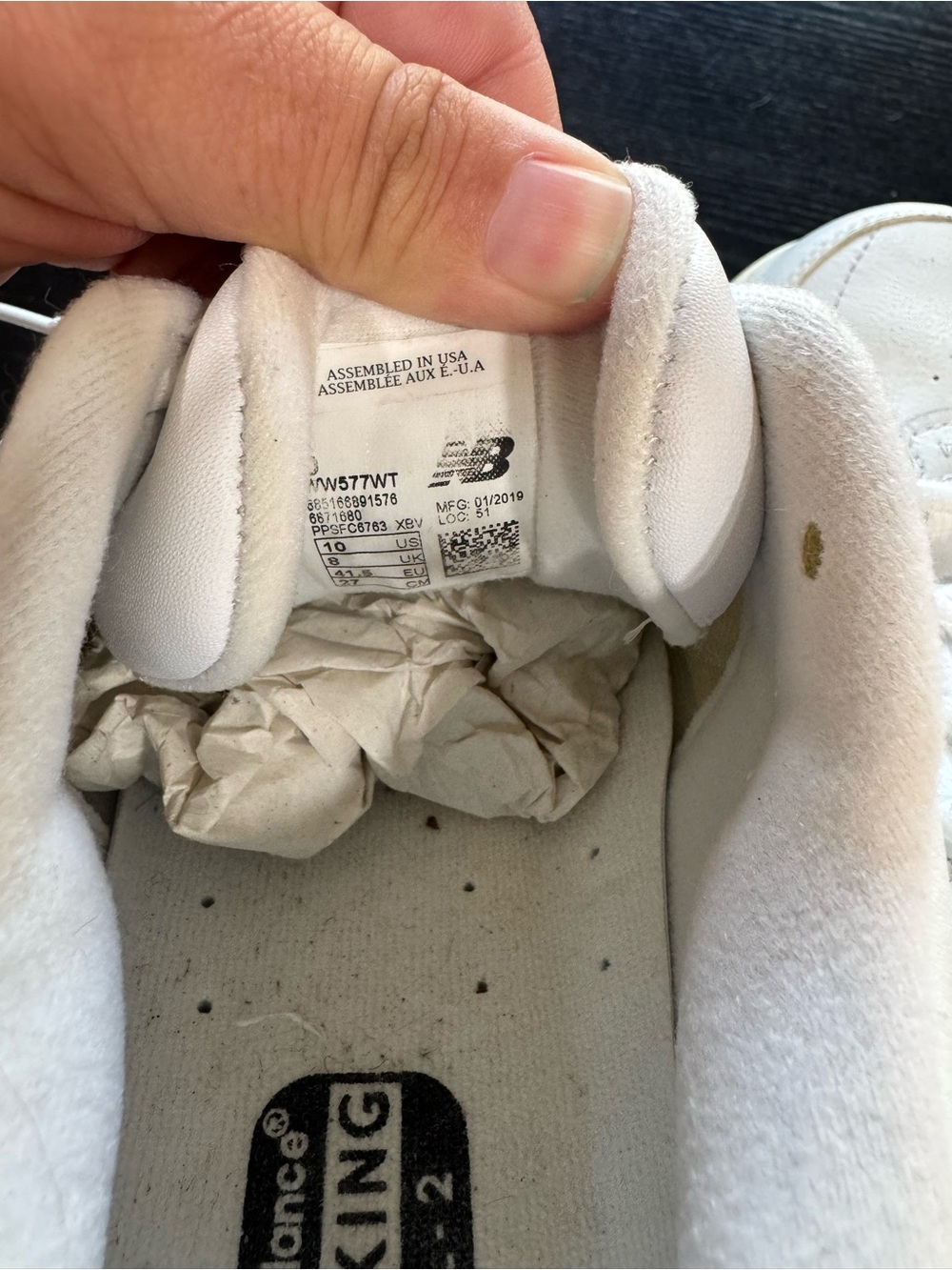New Balance women’s 577 White Lace-Up Sneakers - Picture 5 of 5